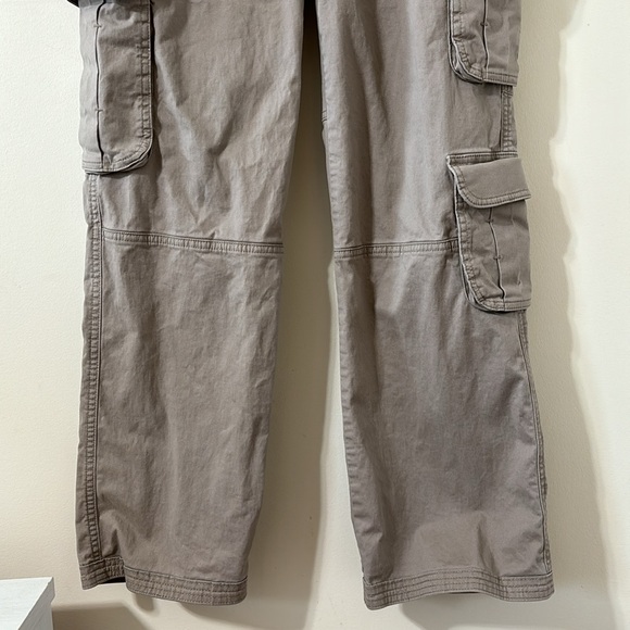 Abercrombie & Fitch Relaxed Cargo Pants Khaki Size 27 - Picture 5 of 12